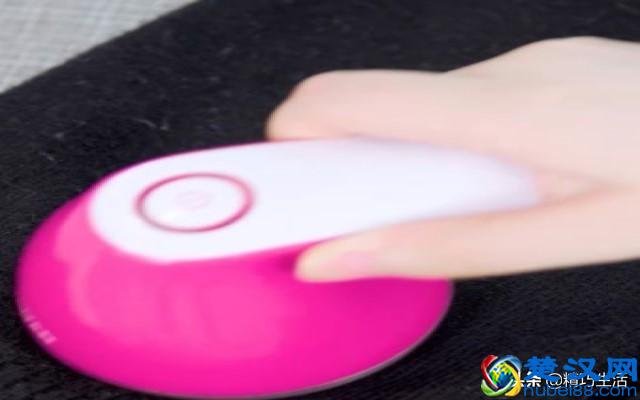 轻松清洗毛呢大衣小技巧，有效去污渍，再也不用拿到干洗店洗了！