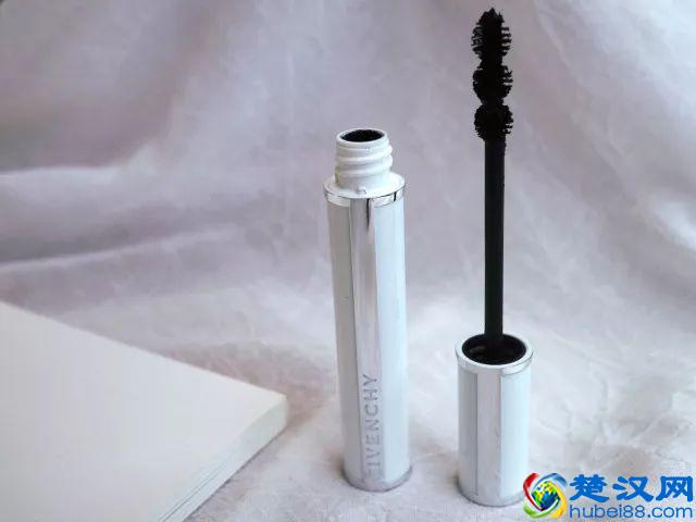 8款热门睫毛膏专业测评，Angelababy 最爱的睫毛膏居然垫底了！