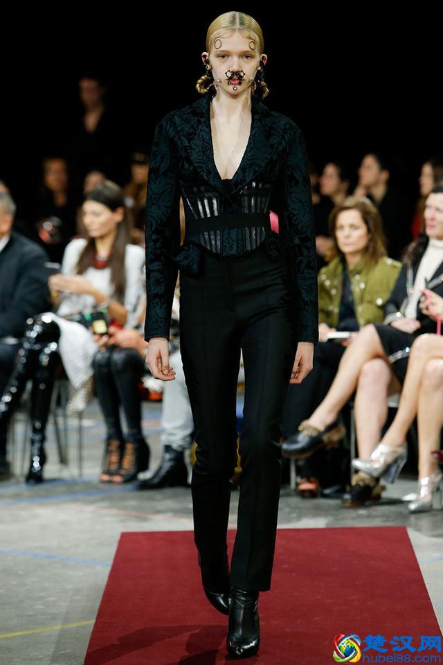 纪梵希Givenchy 2015秋冬系列巴黎女装秀