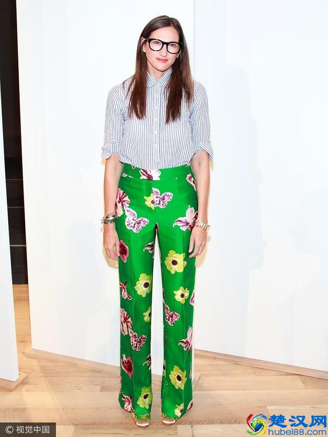 3种搭配法则教你拯救衣橱“灾星”花裤子