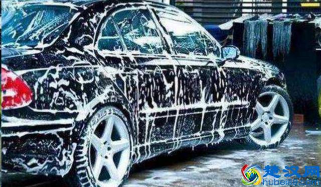 洗车用什么洗涤剂最好？如果车店用这两种洗，千万不要去