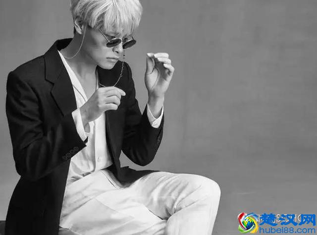 吴亦凡、GD、朴灿烈、李钟硕当红鲜肉们都穿哪些韩国男装品牌？