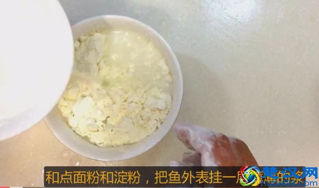 鲤鱼不要在红烧了，2斤大鲤鱼最好吃的做法，大厨看了都点赞！