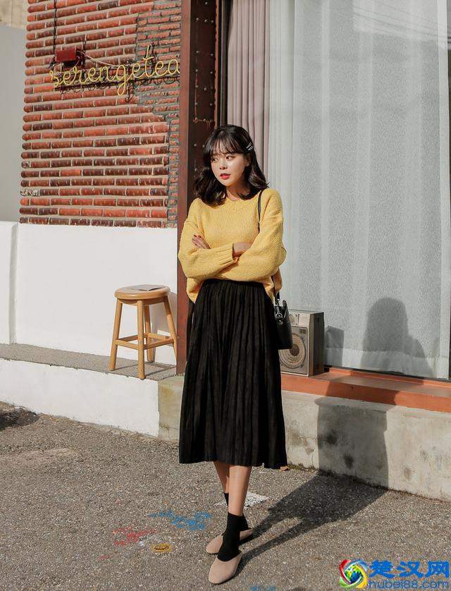 浅色毛衣怎么穿 6种穿搭方式穿出清新冬日倩影