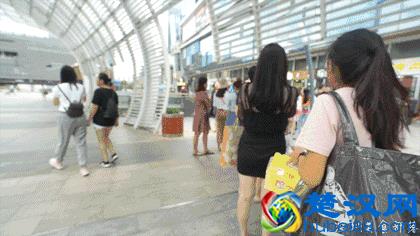 帝都火了14年的“街头小吃”来了，一天卖掉8000个！