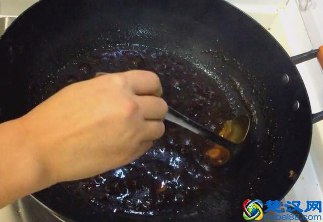 鲤鱼不要在红烧了，2斤大鲤鱼最好吃的做法，大厨看了都点赞！