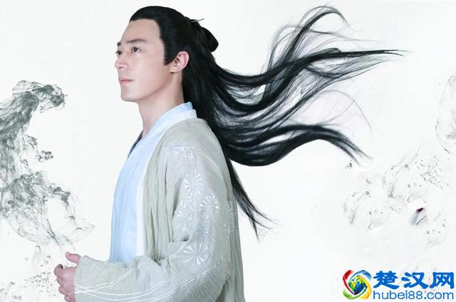 白子画是何时爱上花千骨的？