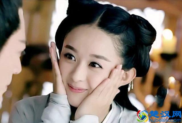 白子画是何时爱上花千骨的？