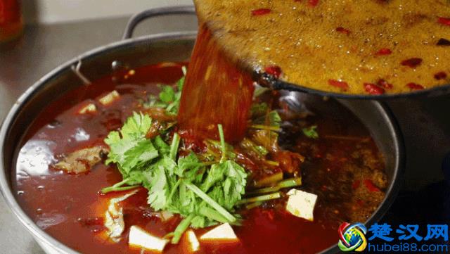 成都这5家只有几张桌子的店，生意却好到爆！凭什么？