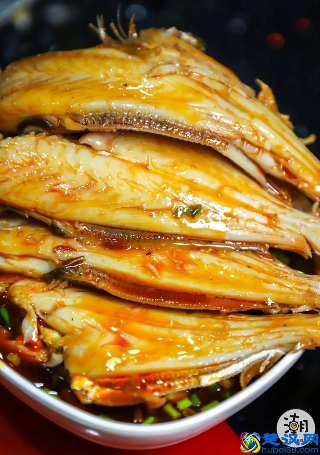 成都这5家只有几张桌子的店，生意却好到爆！凭什么？