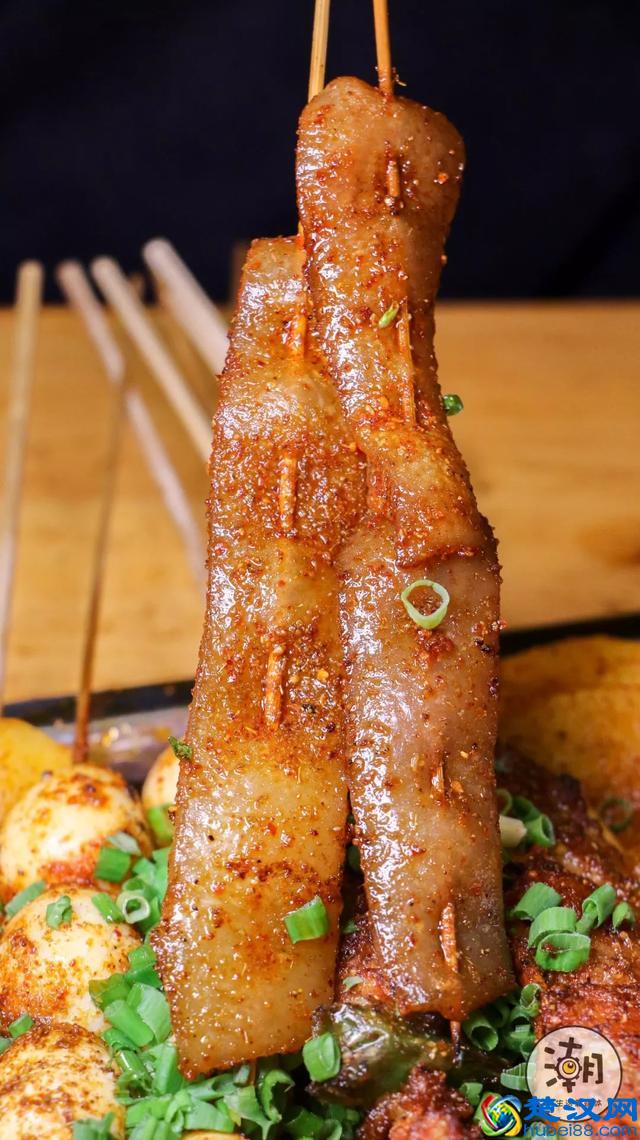 成都这5家只有几张桌子的店，生意却好到爆！凭什么？