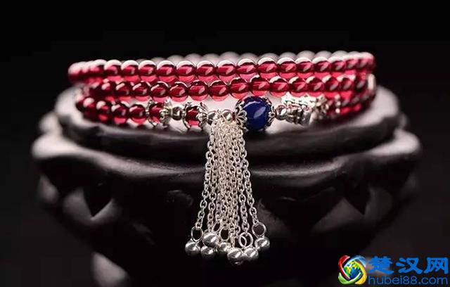 适合女生夏天戴的手链有哪些？