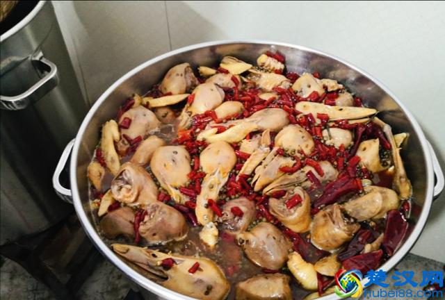 夏天熟食店卤菜选品很重要，谈谈夏季休闲卤味的制作方法和技巧