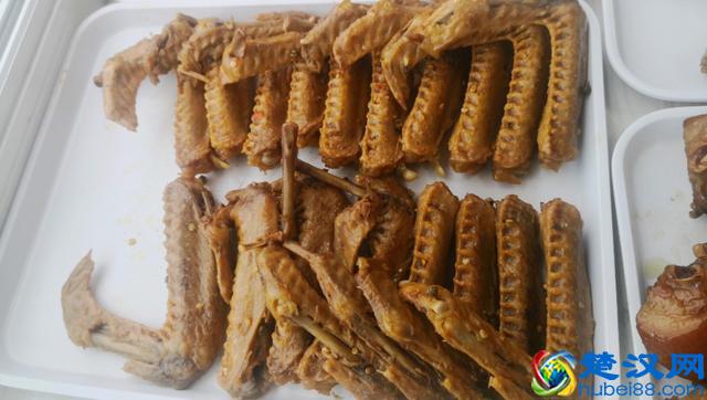 夏天熟食店卤菜选品很重要，谈谈夏季休闲卤味的制作方法和技巧