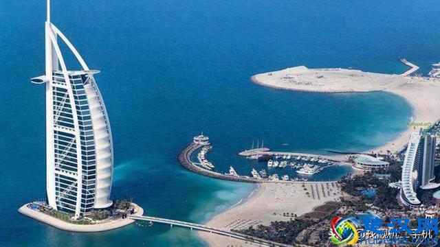 迪拜土豪那么多，穷人生活是什么水平？