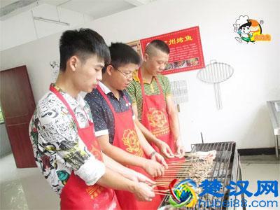 路边摊小吃卖什么好，盘点几款经久不衰