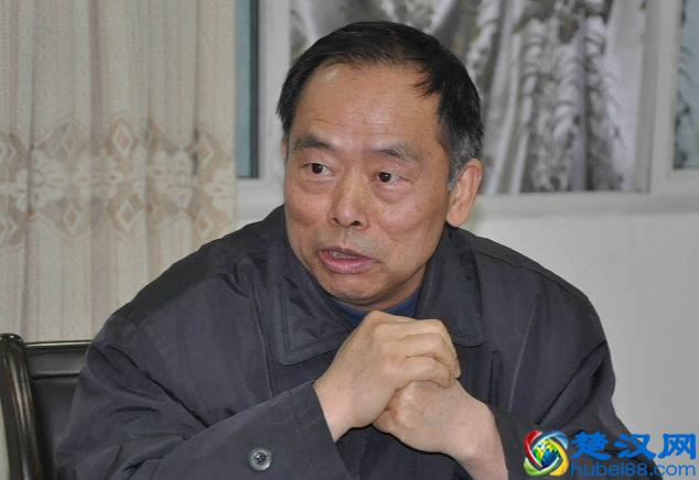 白酒界的酒王，销量一度“碾压”茅台，陪跑18年如今市值差4倍