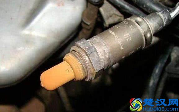 车开久了越来越费油，其实只要换下这个零件，让你每月能省很多钱