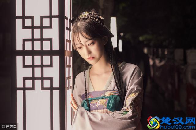 为什么农民如果发现家里的母鸡学公鸡叫，就会把母鸡杀掉呢？