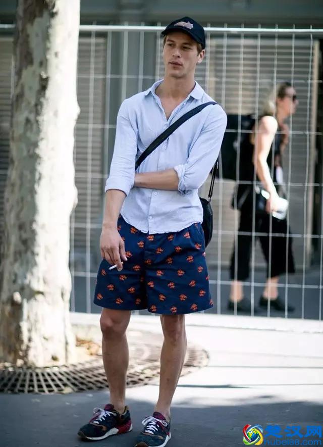 夏季穿衬衫，认准两个色