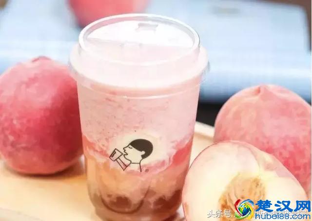 喜茶为什么要给产品起个“抽象”的名字？