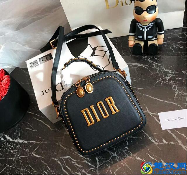 全球几大奢侈品包包品牌！你知道几个？带你看看广州电商货源