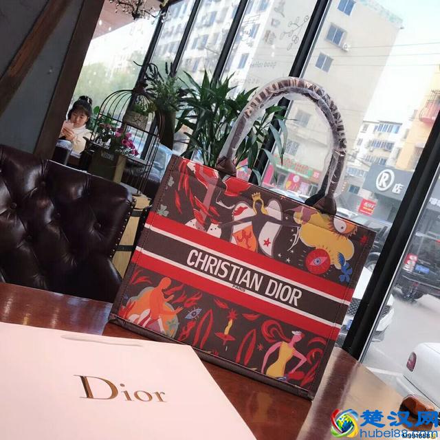 全球几大奢侈品包包品牌！你知道几个？带你看看广州电商货源