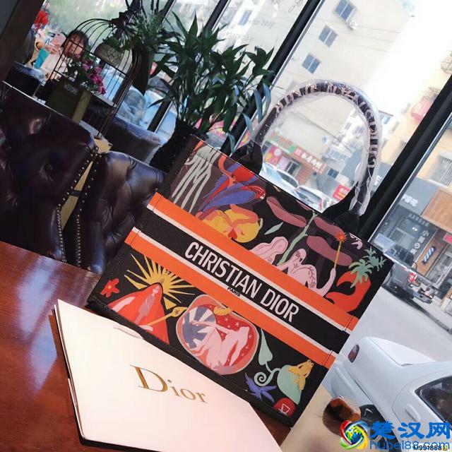 全球几大奢侈品包包品牌！你知道几个？带你看看广州电商货源