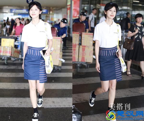 半身裙加休闲鞋，这些明星的搭配值得借鉴！