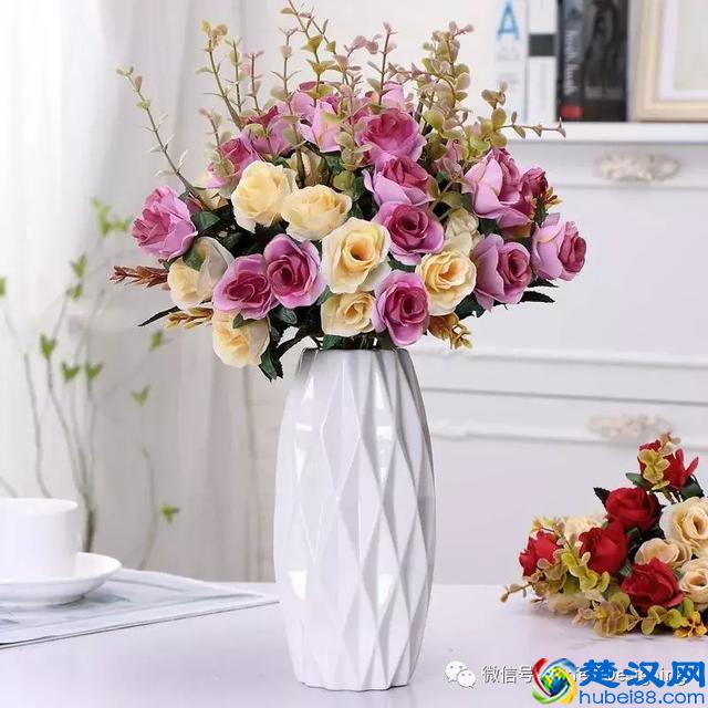 经营20年花店店主来教你如何让鲜花保持更长时间