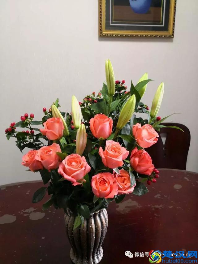 经营20年花店店主来教你如何让鲜花保持更长时间
