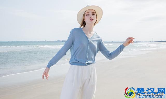 女人低调有品位，就靠这5个高级又小众的牌子，好穿又不贵！