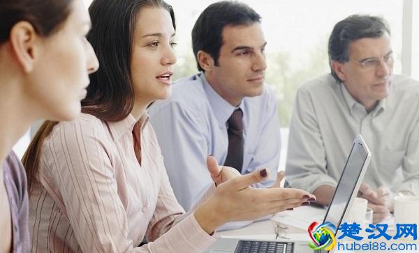 文科女生学什么专业好?适合专业有哪些?