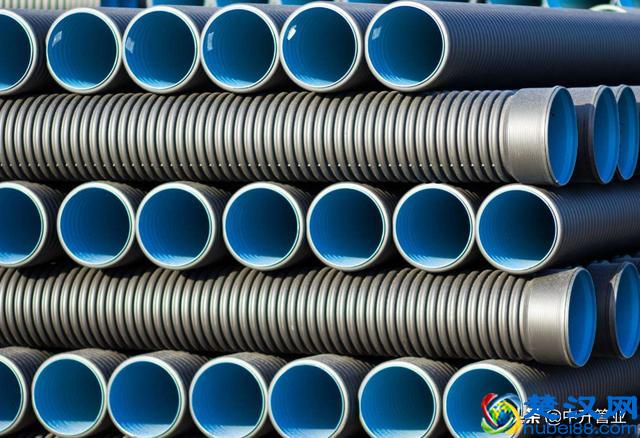 HDPE在历史上是由谁发明的？