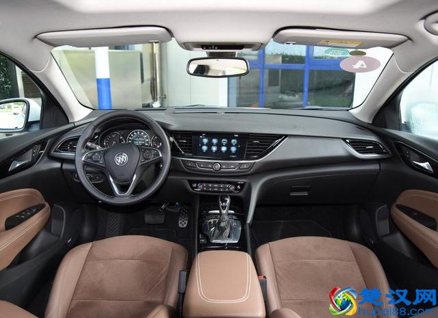 缺点十分鲜明，新君威刚上市就被消费者打入“冷宫”