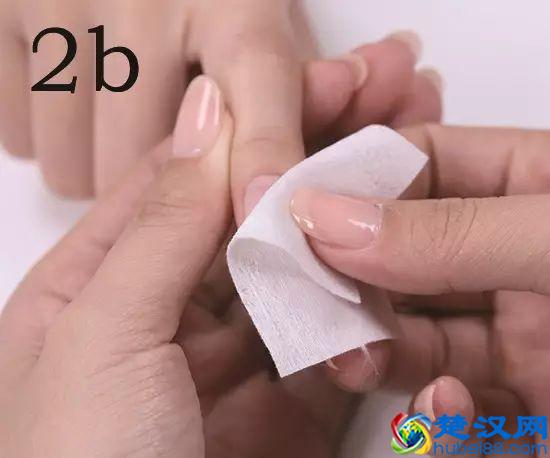 过年自己做美甲！教你美甲技巧：新手如何涂好甲油胶！