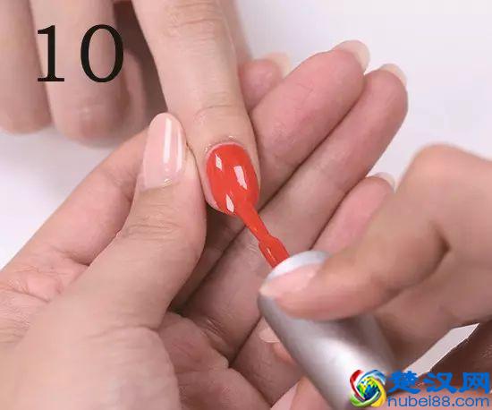 过年自己做美甲！教你美甲技巧：新手如何涂好甲油胶！