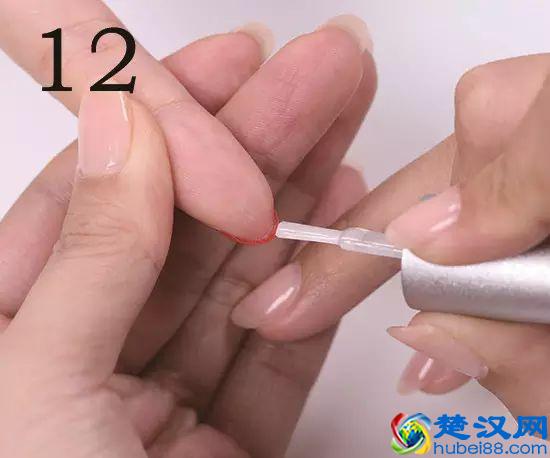 过年自己做美甲！教你美甲技巧：新手如何涂好甲油胶！
