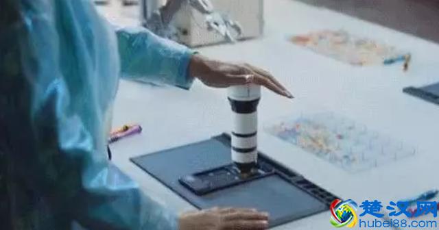 如果某50倍手机拍月亮，那OPPO新机：拍银河！