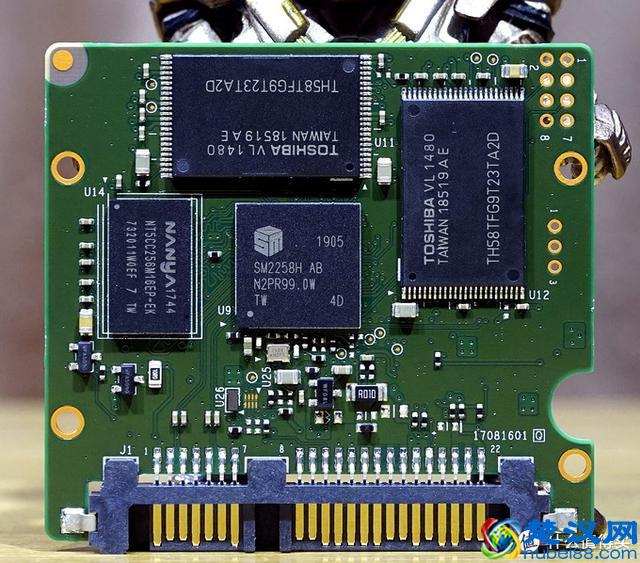 家用入门SSD怎么选？四款最热销的240-256G固态硬盘横向对比评测