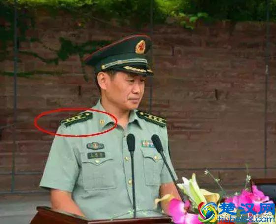 “上尉”团长和“上校”连长，谁的级别高？看完涨知识了！