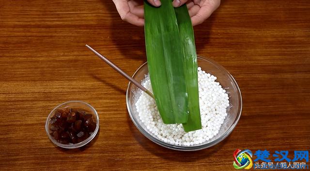 吃腻了糯米粽子，教你用西米做水晶粽子