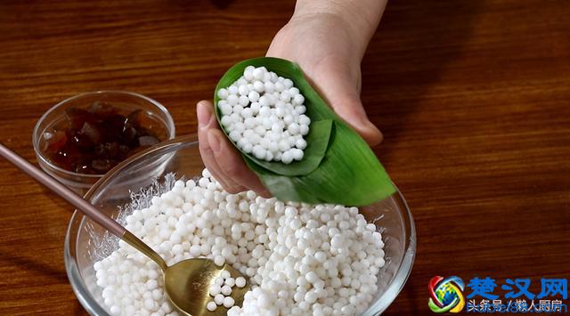 吃腻了糯米粽子，教你用西米做水晶粽子