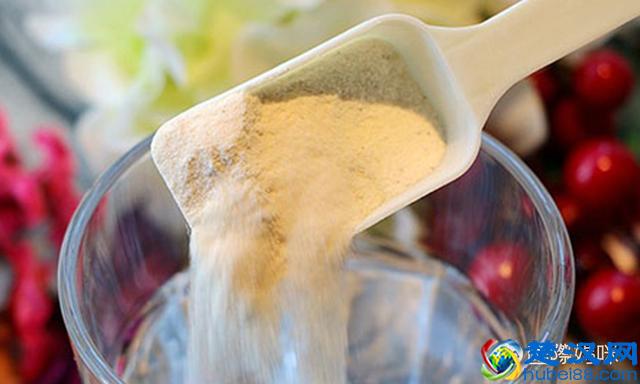 婴儿奶粉应该怎么选，含有乳铁蛋白的就一定好？