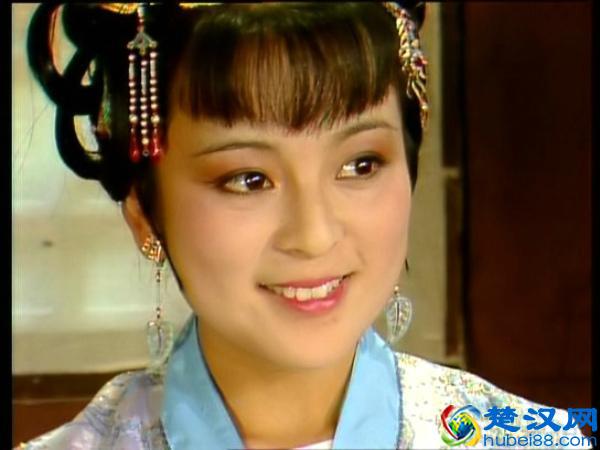 相逢何必曾相识，邢岫烟是《红楼梦》里运气最好的姑娘？