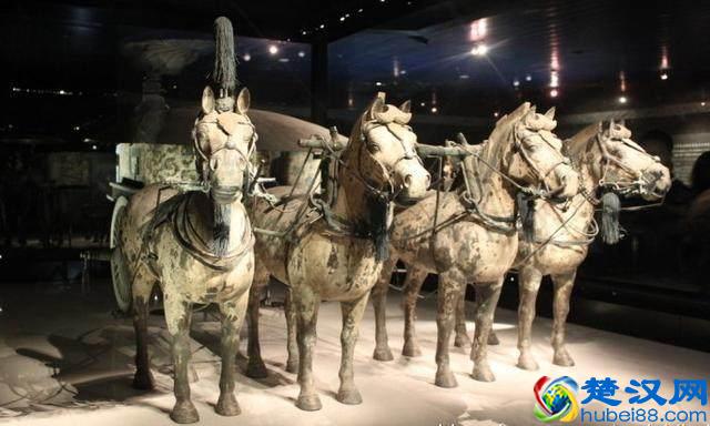 秦始皇的墓到底有多大，为什么现在还不敢挖？