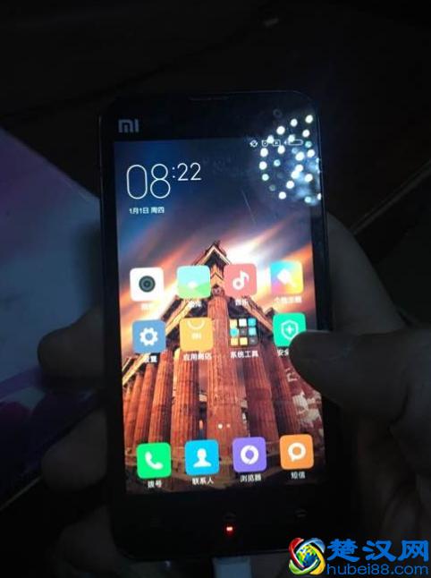 体验一下用了四年的小米2S，依旧坚挺！