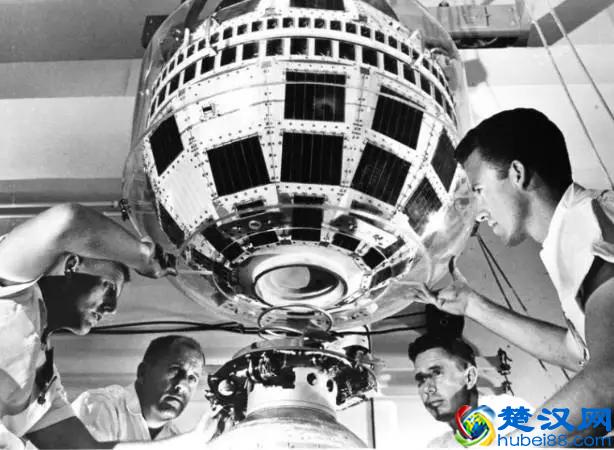 贝尔实验室改变世界的神奇技术和发明