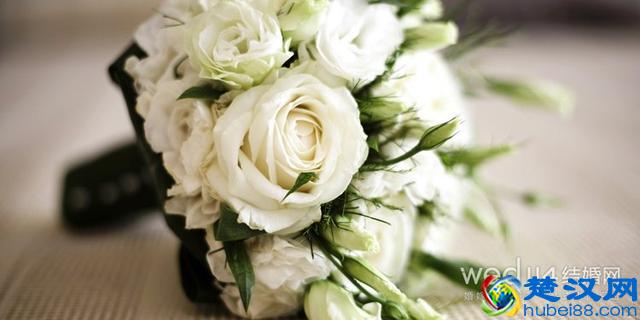 第一次相亲送什么花好 相亲第一次见面送什么礼物