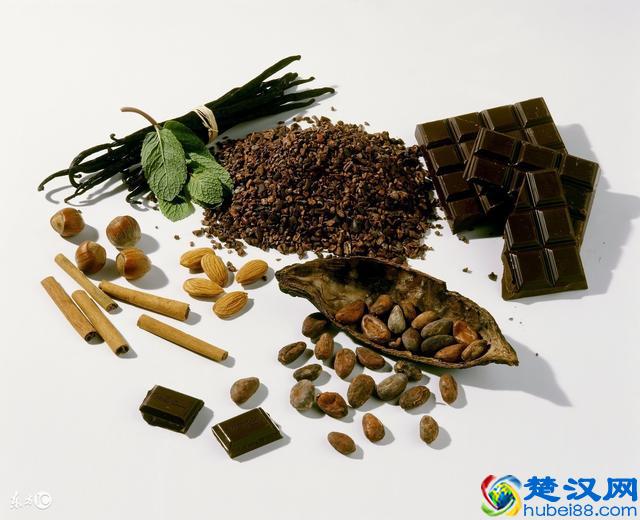 治疗慢性咽炎吃什么药好？专家：用药治疗慢性咽炎需谨慎